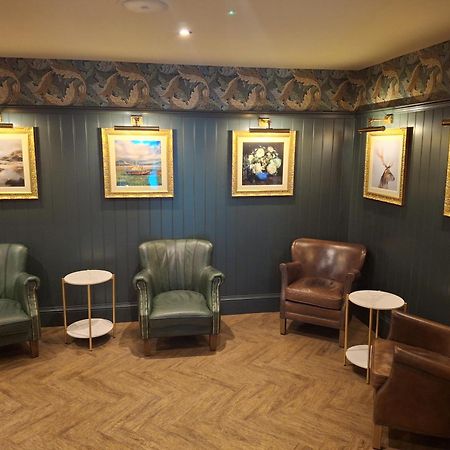 Adamson Hotel Dunfermline Buitenkant foto