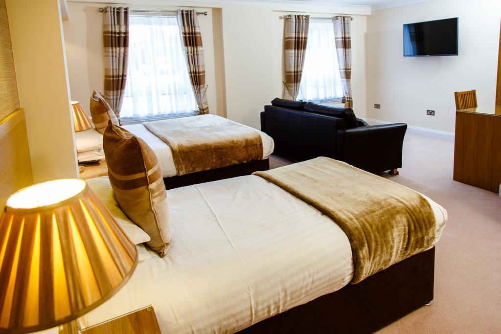 Adamson Hotel Dunfermline Buitenkant foto