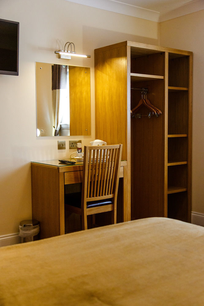 Adamson Hotel Dunfermline Buitenkant foto
