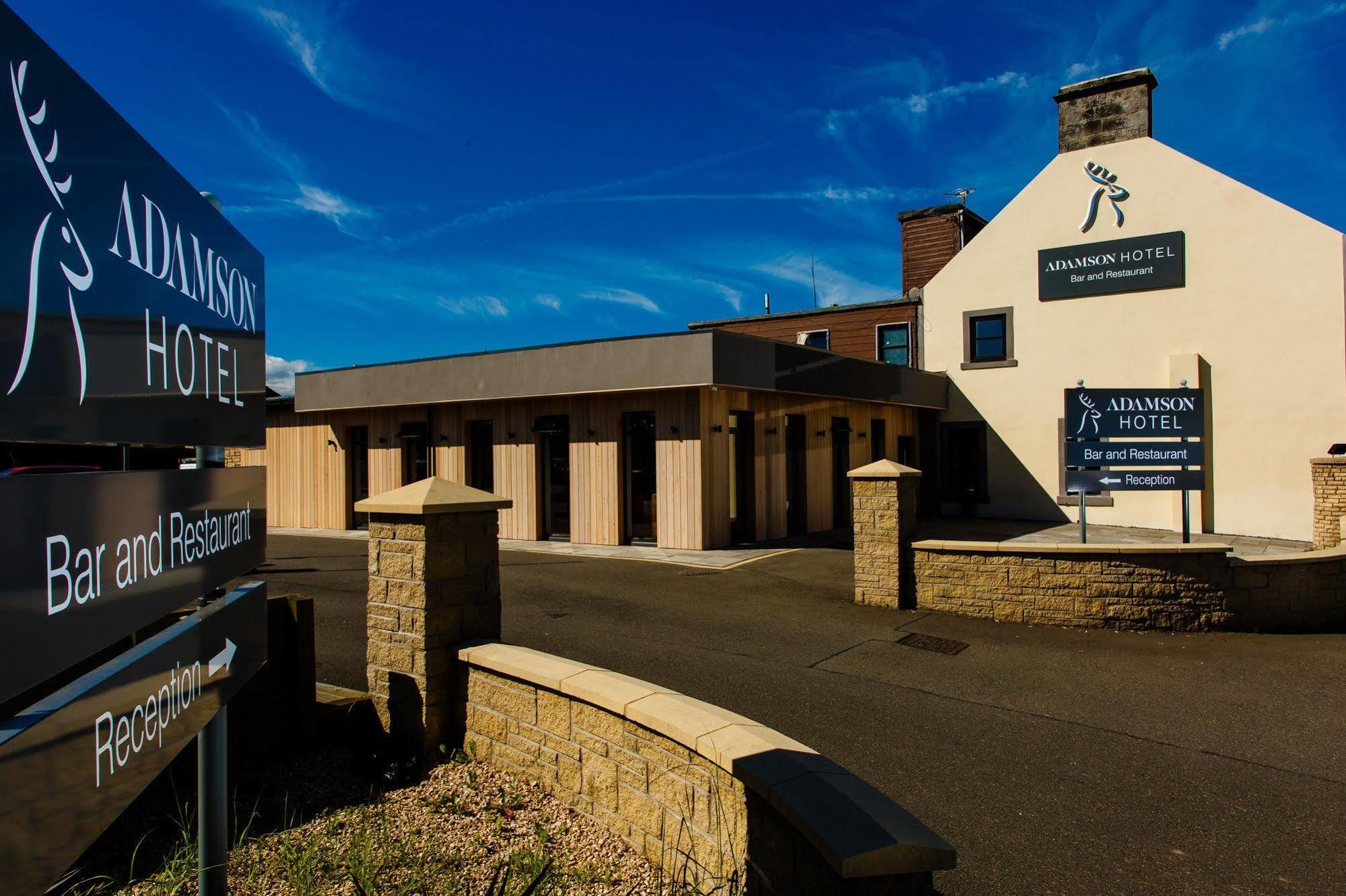 Adamson Hotel Dunfermline Buitenkant foto